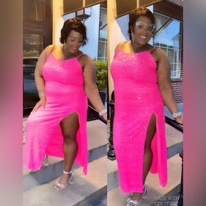 Pre-Loved Plus-Size Hot Pink Sequin Slit Dress